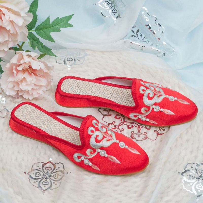 Baotou Sandalen Zomer Satijn Huis Slippers Lage Hakken Vrouwen Zachte Zolen Borduren Trouwschoenen Met Cheongsam