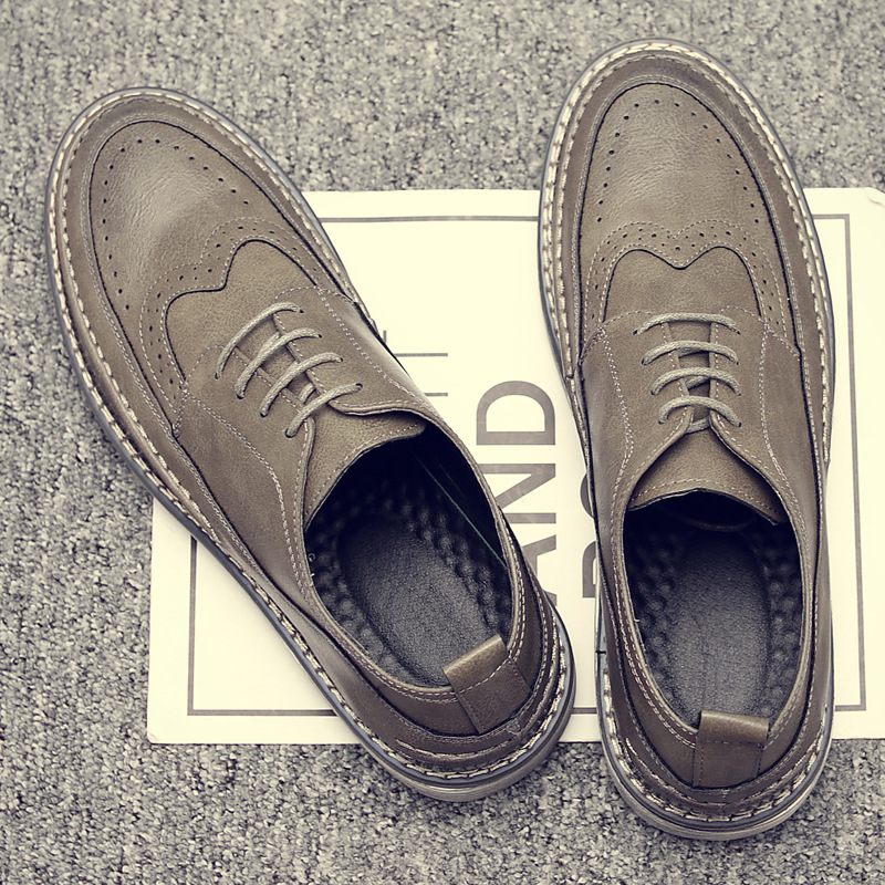 2024 Lente Nieuwe Herenschoenen Trendy Geklede Schoenen Mannen Met Dikke Zolen Brogue Verhogen