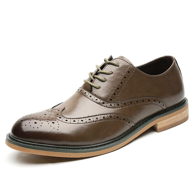 2024 Nieuwe Casual Business Geklede Schoenen Heren Brogue Trend Mode Platte