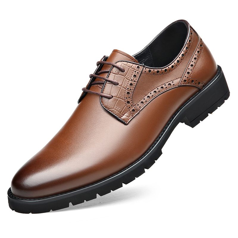 2024 Nieuwe Heren Business Casual Zwarte Brogue Schoenen Gesneden Herenschoenen Klassieke Jurk Vee