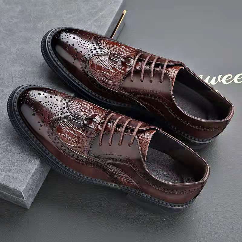 2024 Nieuwe Herfst Herenschoenen Leer Business Casual Brogue Schoenen Geklede Heren High-end Trouwschoenen