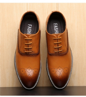 Brogue Schoenen Gesneden Heren Geklede Zakelijke Derby Herenschoenen Handgemaakte Puntige Retro Trouwschoenen Trendy