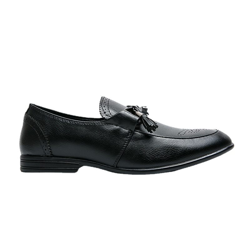 Brogue Schoenen Gesneden Puntige Neus Geklede Heren Trend Herfst Ademend Kwastje Slip-on