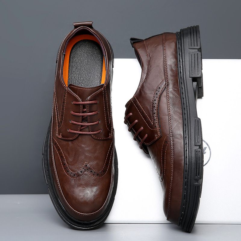 Brogue Schoenen Heren Formele Kleding 2024 Nieuwe Business Casual Herenschoenen Echt Leer Enkele Voering