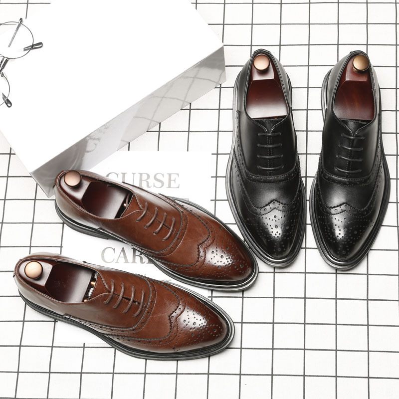 Lente Brogue Schoenen Herenschoenen Trend Casual Business Dress Heren Spitse Neus Zwarte Trouwschoenen