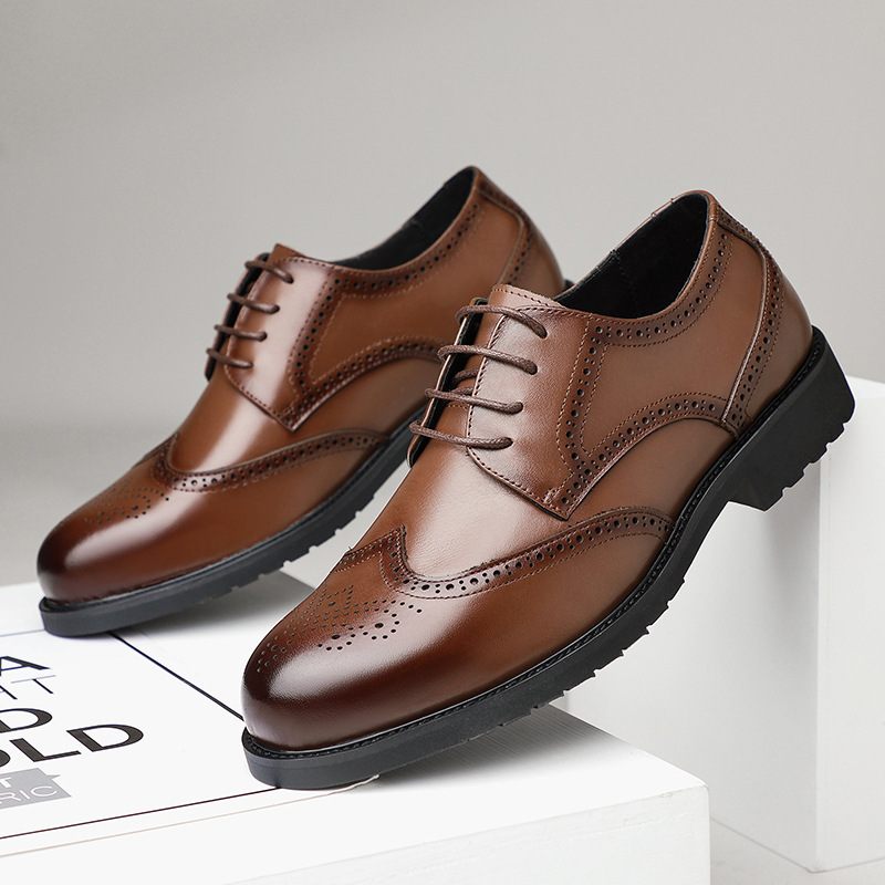 Lente Nieuwe Herenkleding Schoenen Echt Leer Koeienhuid Business Casual Brogue Gesneden Herenschoenen