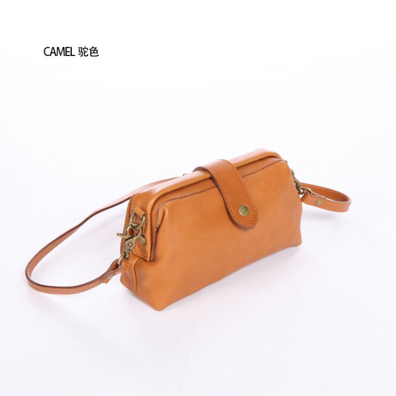 2024 Nieuwe Lederen Damestas Koeienhuid Clip Bag Casual Plantaardig Gelooid Leer Box Bag Mond Goud Mini Messenger Bag