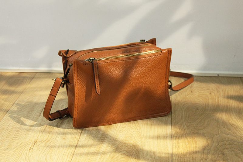 2024 Nieuwe Zachte Koeienhuid Kleine Casual Mode Dames Een Schouder Messenger Vierkante Tas