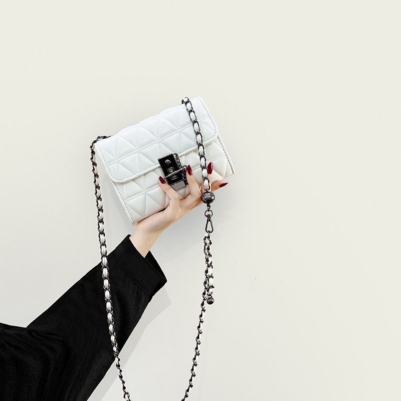 High-end Damesherfst En Winter 2024 Nieuwe Textuur Lipstick Tas Retro Crossbody Mini Chain Bag Trend