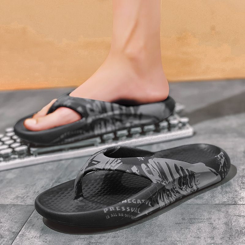 2024 Zomer Nieuwe Stijl Slippers Herenkamer Strand Dikke Bodem Trend Casual Sandalen Schoenen Heren