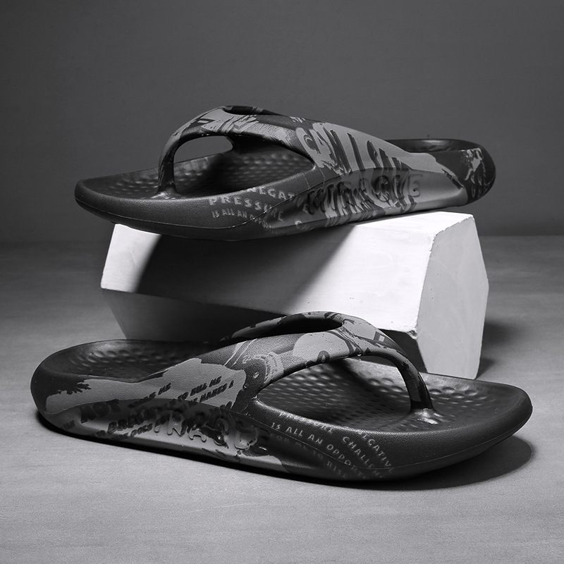 2024 Zomer Nieuwe Stijl Slippers Herenkamer Strand Dikke Bodem Trend Casual Sandalen Schoenen Heren