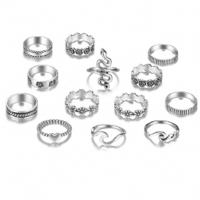 Gepersonaliseerde Overdreven Slangvormige Joint Ring Retro Bloem Liefde Geometrische Set 13 Stuks