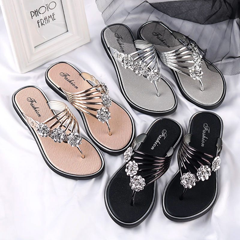 2024 Dames Slippers Zomer Sandalen Nieuwe Flat Pinch Damesschoenen Lichte Vrouwen Casual Flip-flops