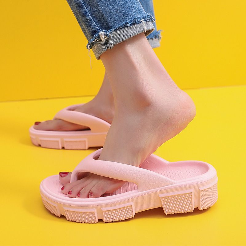 2024 Nieuwe Slippers Damesschoenen Zomer Mode Dikke Zolen Vakantie Strand Vrouwen