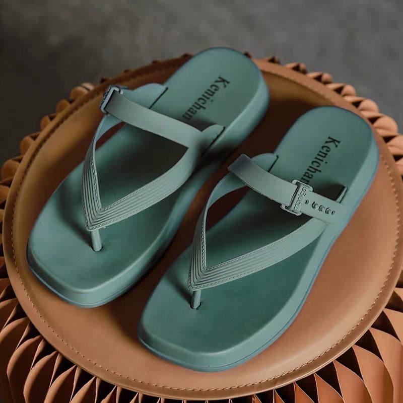 2024 Nieuwe Slippers Vrouwen Zomer Strand Sandalen Half Hak Dikke Zolen Schoenen