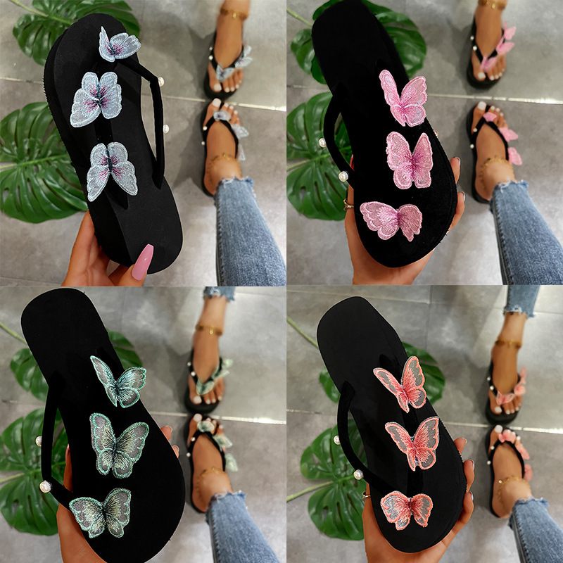 Nieuwe Butterfly Flip-flops Dames Dikke Bodem Wedge Een Woord Riem Parel Grote Maten Strand Sandalen Slippers