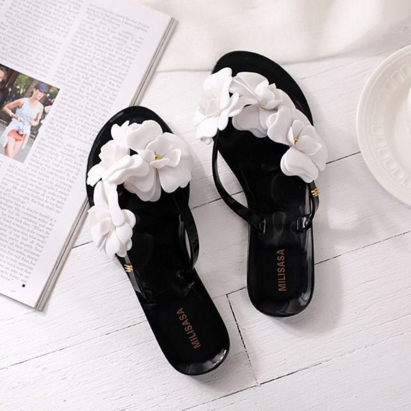 Nieuwe Zomer Camellia Slippers Platte Bodem Jelly Dames Antislip Kleine Geur Bloem Strand Sandalen