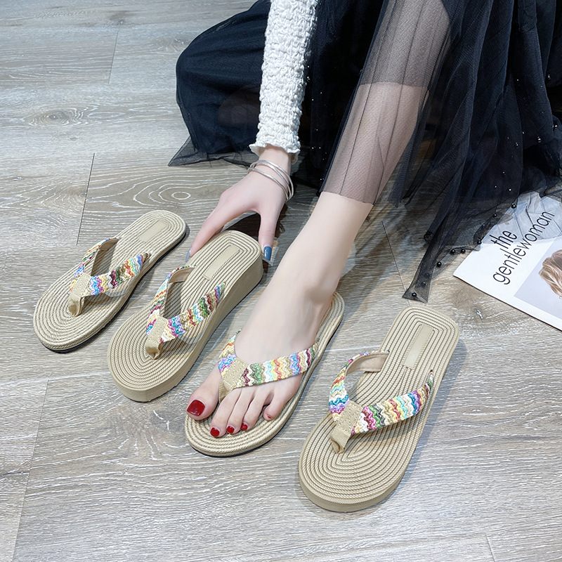 Sandalen Pantoffels Dames Zomer 2024 Nieuwe Geweven Slippers Casual Wig Strand Damesslippers