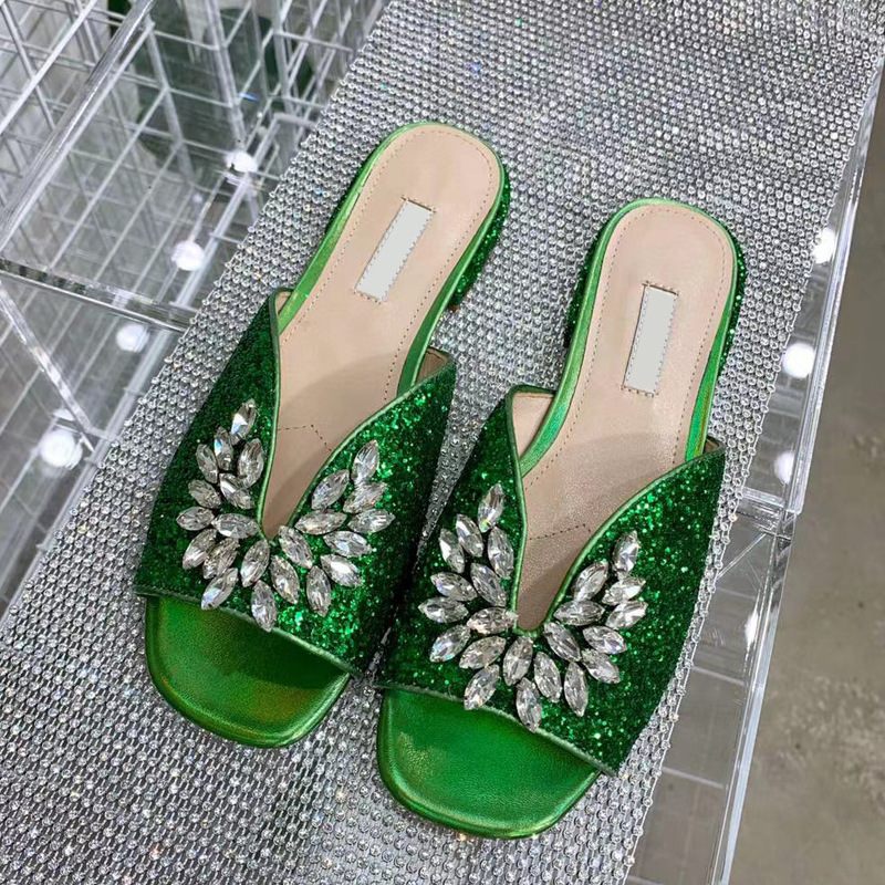 Zomer Nieuwe Platte Slippers Vrouwen Strass Versierd Ronde Neus Sandalen Schoenen Mode