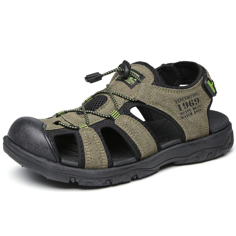 2024 Nieuwe Outdoor Bergbeklimmen Heren Strandschoenen Casual Zachte Dikke Bodem Antislip Sandalen