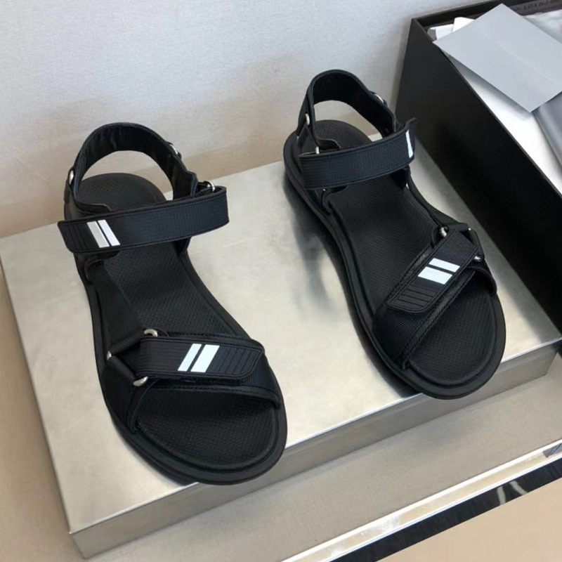 2024 Zomer Nieuwe Klittenband Herensandalen High-end Echt Lederen Herenschoenen Antislip Eenvormig Casual