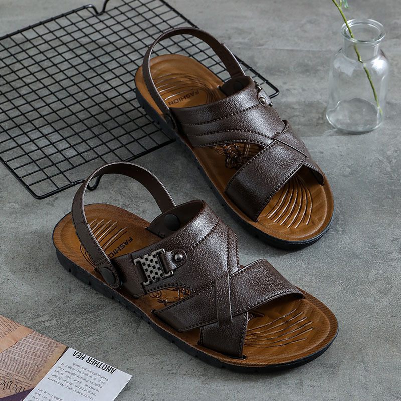 2024 Zomer Nieuwe Leren Sandalen Heren Casual Dad Slippers Voor Tweeërlei Gebruik Strandschoenen