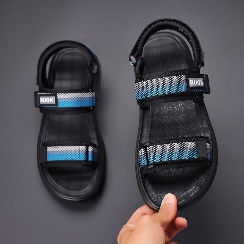 2024 Zomer Nieuwe Sandalen Heren Casual Mode Sport Strandschoenen Thuis Mesh Ademende Outdoor