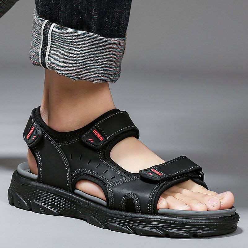 Sandalen 2024 Nieuwe Zomer Heren Slippers Toevallige Koeienhuid Strand Schoenen Anti-zweet Niet Stinkende Voeten Grote Maat