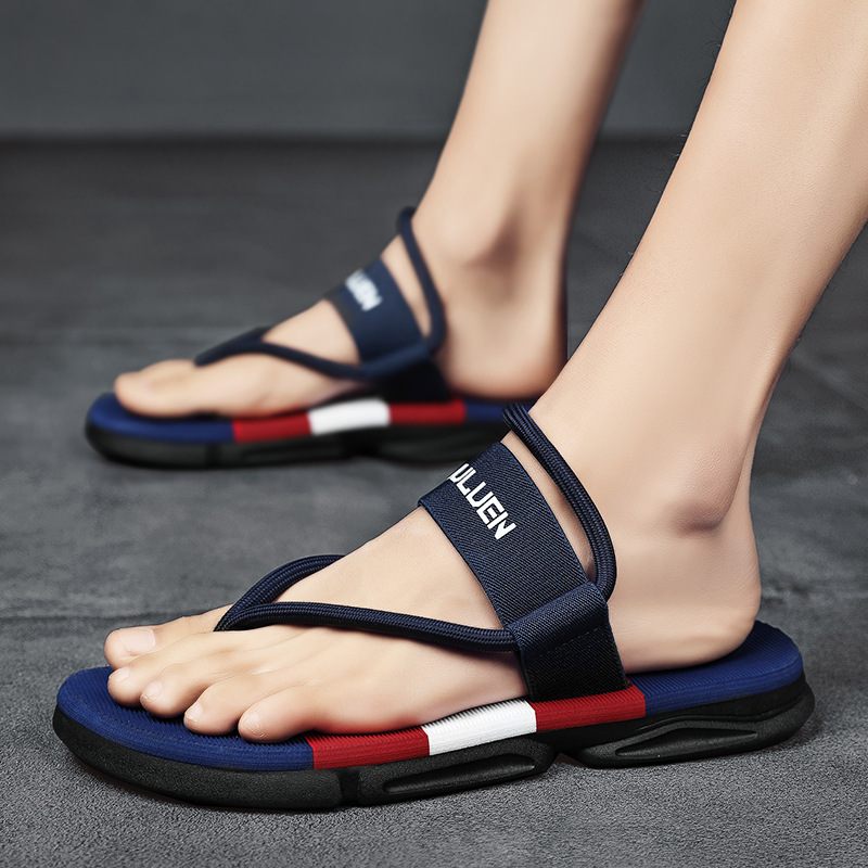 Zomer 2024 Nieuwe Slippers Heren Trendy Strandsandalen Antislip Deodorant Slijtvaste Casual