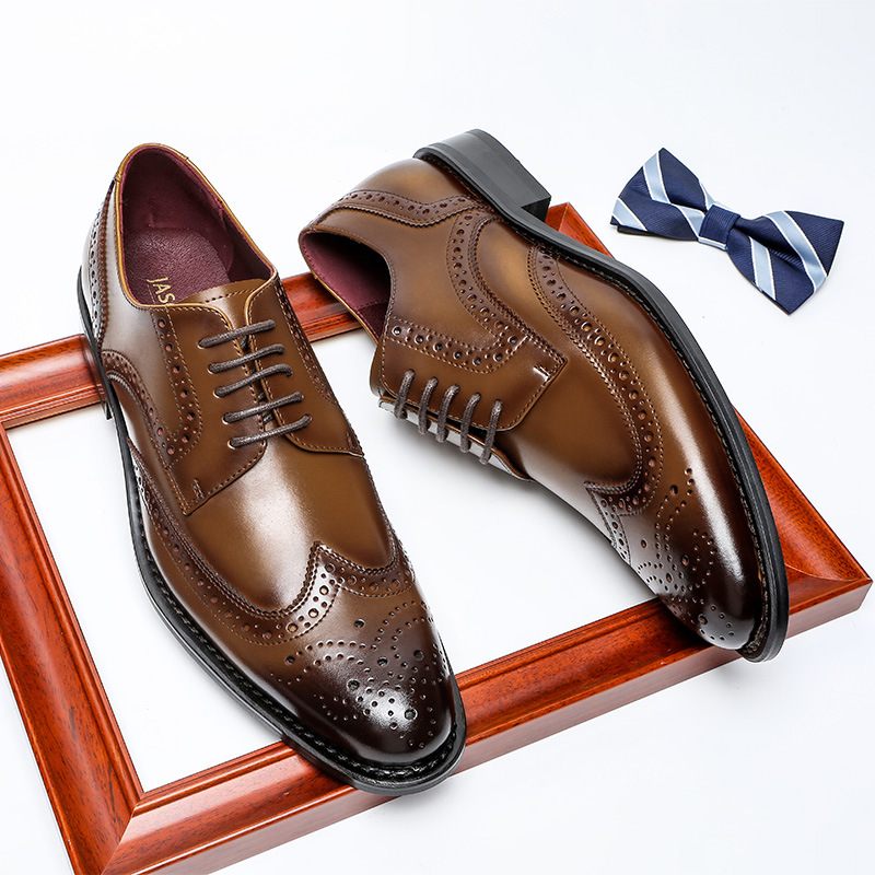 2024 Lente Nieuwe Mannen Casual Dress Schoenen Zakelijke Lederen Gentleman Brogue Heren