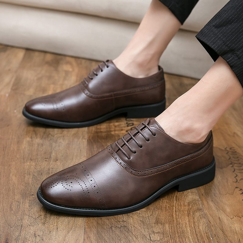 Grote Maat 48 Brogue Schoenen Gesneden Herenschoenen Puntige Kapper Mode Casual