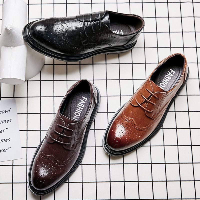 Heren Geklede Schoenen Jurk Nieuwe Lente Jeugd Zwarte Business Casual Trend Brogue Gesneden