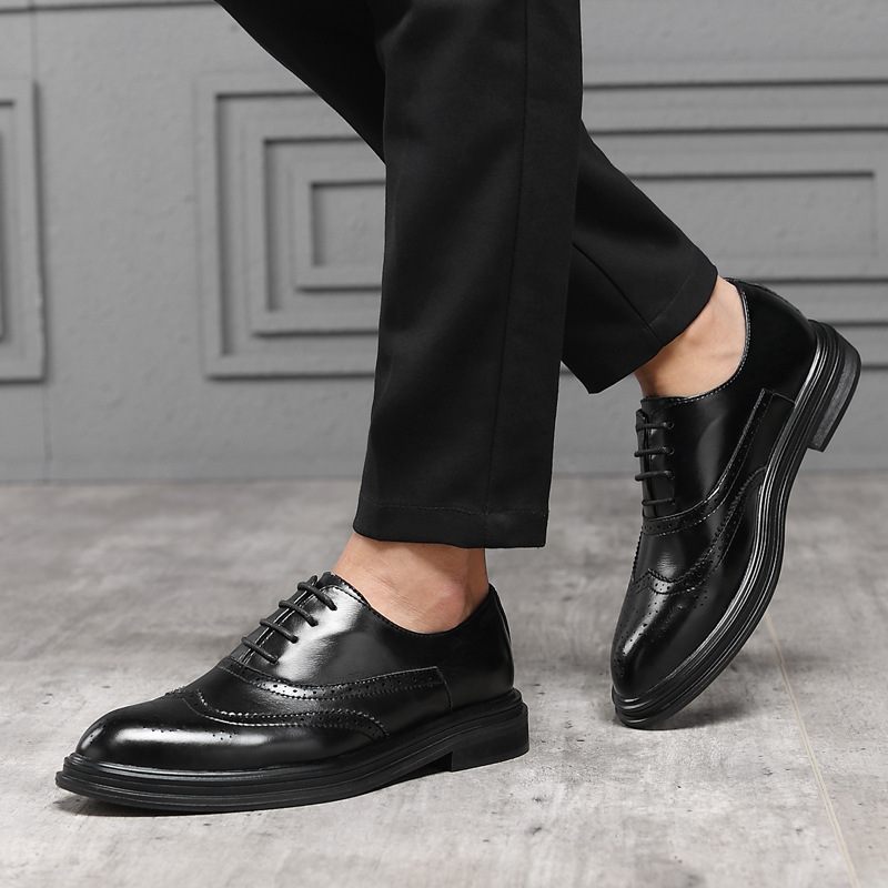 Herfst Heren Geklede Schoenen Spitse Neus Brogue Trend Jeugd Business Casual