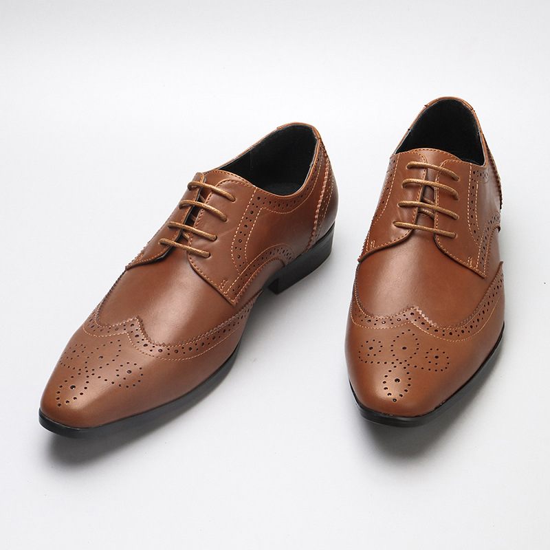 Nieuwe Klassieke Herenschoenen Pak Brogue Schoenen Ademende Casual Platte Met Veters