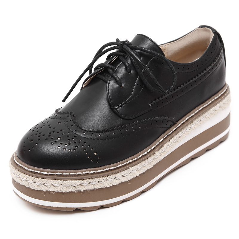 2024 Nieuwe Ronde Neus Dikke Zool Muffin Schoenen Platte Retro Kwastje Casual Loafers