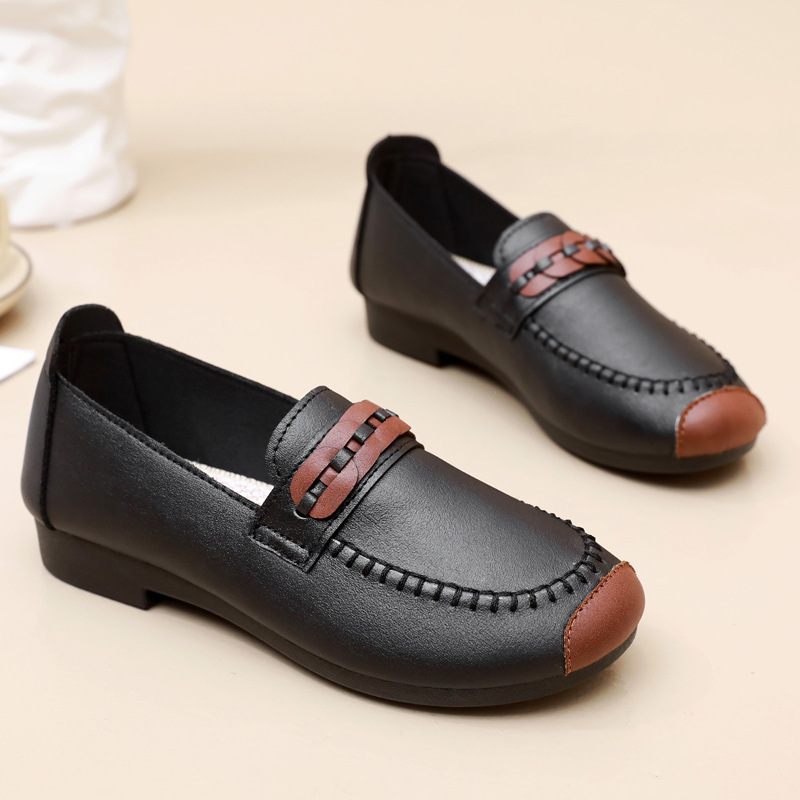 Lente Nieuwe Slip-on Casual Damesschoenen Comfortabele Mode Platte Moederschoenen Dames Schoenen Lichtgewicht Zachte Bodem Erwten