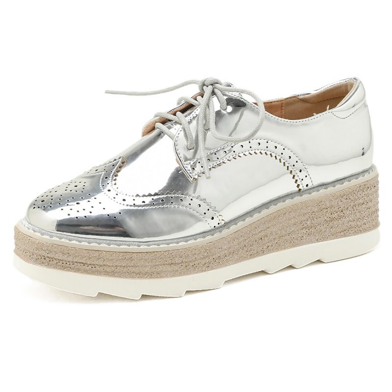 Mode Brogues Gegraveerde Kledingschoenen Lace-up Platform Platformschoenen Wig Flats Vrijetijdsschoenen