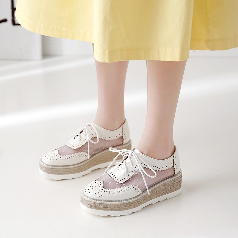 Mode Brogues Gegraveerde Kledingschoenen Lace-up Platform Platformschoenen Wig Flats Vrijetijdsschoenen