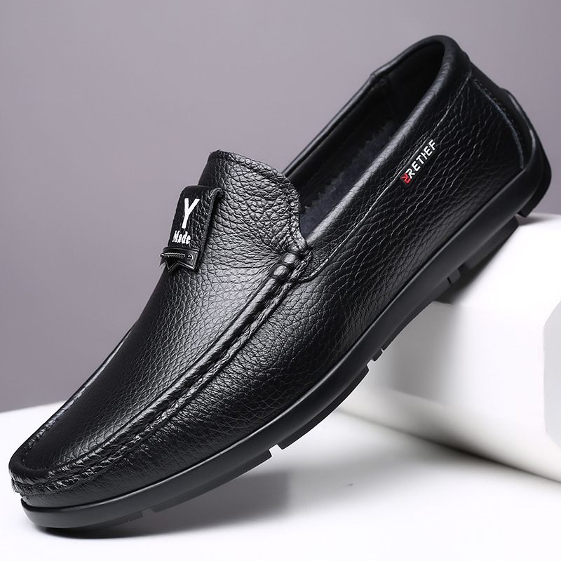 2024 Lente En Zomer Hollow Out Nieuwe Lederen Mannen Slip-on Erwten Schoenen Licht Zachte Platte Bodem Heren Geklede