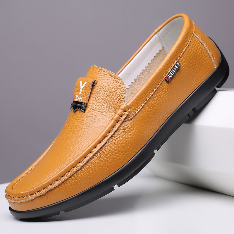 2024 Lente En Zomer Hollow Out Nieuwe Lederen Mannen Slip-on Erwten Schoenen Licht Zachte Platte Bodem Heren Geklede