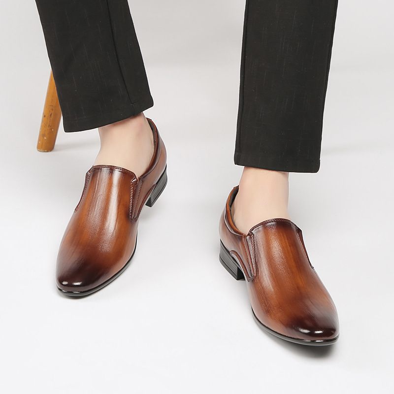 2024 Nieuwe Casual Slip-on Zakelijke Formele Kleding Schoenen Heren Loafers Ademend Tij