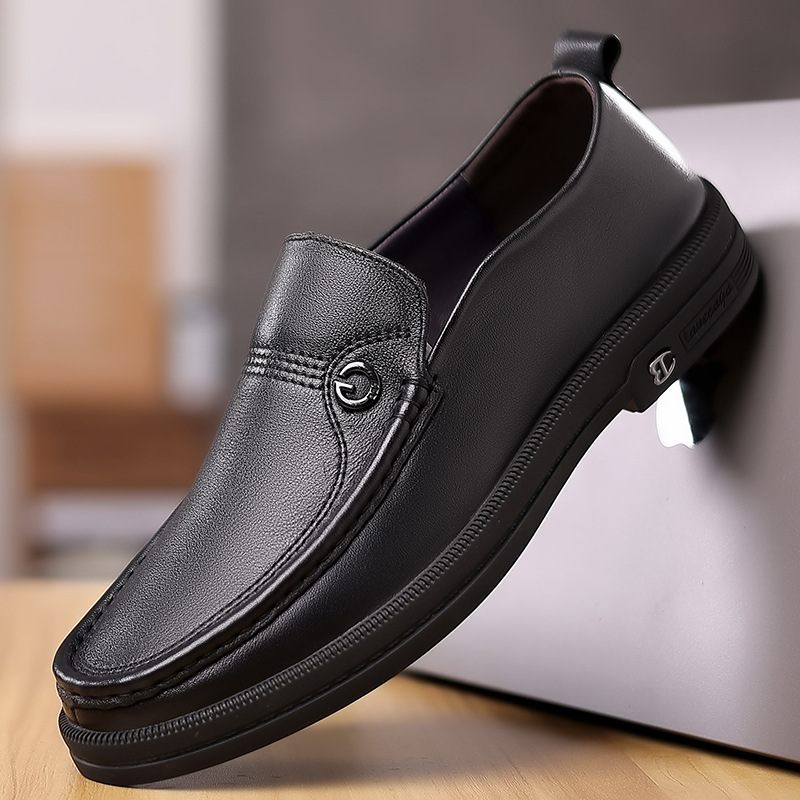 Lente Nieuwe Mannen Loafers Business Casual Schoenen Set Van Voeten Kleding Lage Top Koeienhuid Doudou