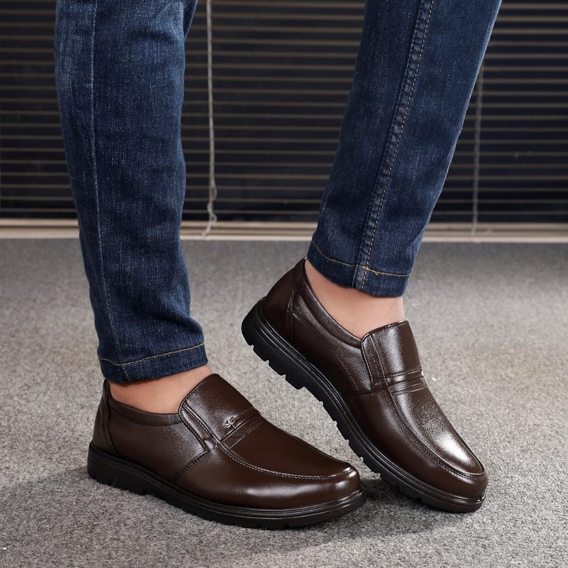 Nieuwe Herenschoenen Zacht Leer Ronde Neus Business Casual Schoenen Heren Antislip Slijtvaste Dikke Zolen Voeten