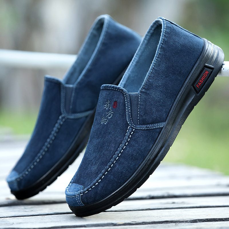 Schoenen Heren 2024 Nieuwe Herenschoenen Ademende Slip-on Canvas Zachte Bodem Casual Trendy Erwtenschoenen