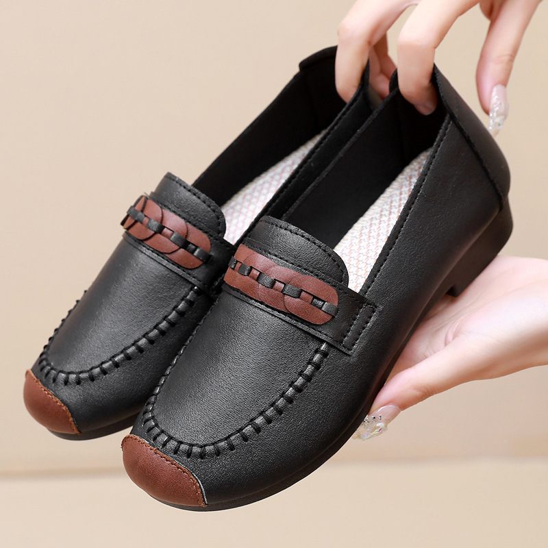 Lente Nieuwe Slip-on Casual Damesschoenen Comfortabele Mode Platte Moederschoenen Dames Schoenen Lichtgewicht Zachte Bodem Erwten