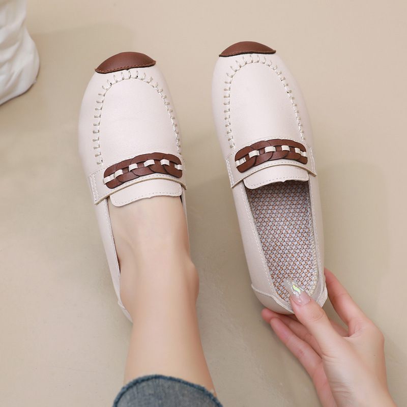 Lente Nieuwe Slip-on Casual Damesschoenen Comfortabele Mode Platte Moederschoenen Dames Schoenen Lichtgewicht Zachte Bodem Erwten