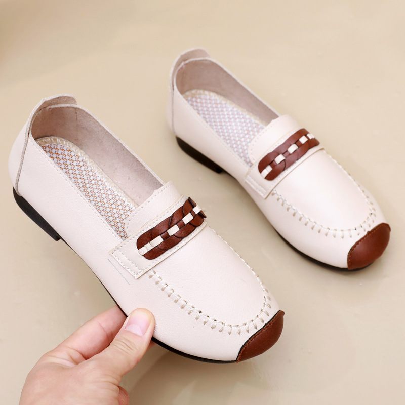 Lente Nieuwe Slip-on Casual Damesschoenen Comfortabele Mode Platte Moederschoenen Dames Schoenen Lichtgewicht Zachte Bodem Erwten