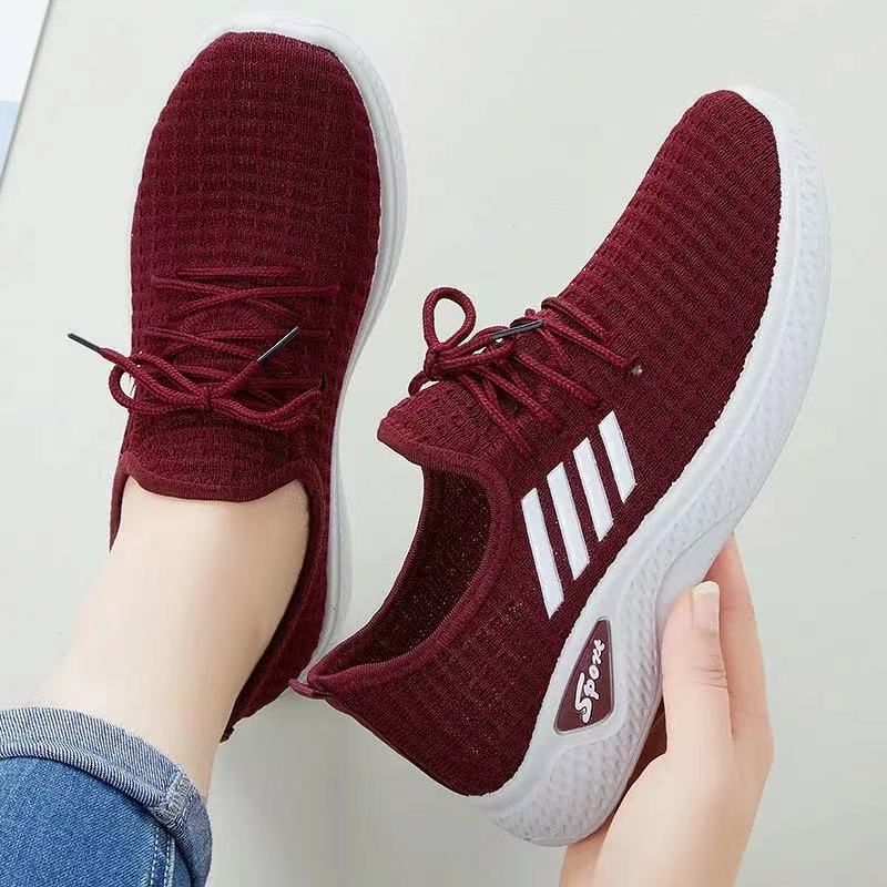 Schoenen Dames 2024 Lente Nieuwe Oude Beijing Stoffen Casual Sportschoenen Ademende Moederschoenen