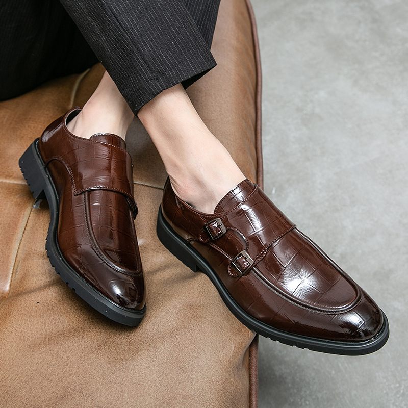 Grote Maat Puntschoen Geklede Schoenen 2024 Lente En Herfst Mannen Formele Slijtage Business Casual Kleding Herenschoenen Loafers