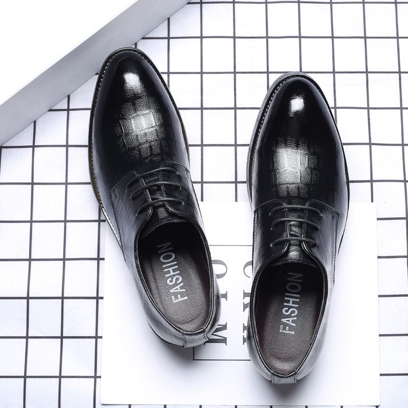 Nieuwe Herenschoenen Leer Business Casual Kleding Schoenen Veterschoenen Puntige Getuige Bruiloft